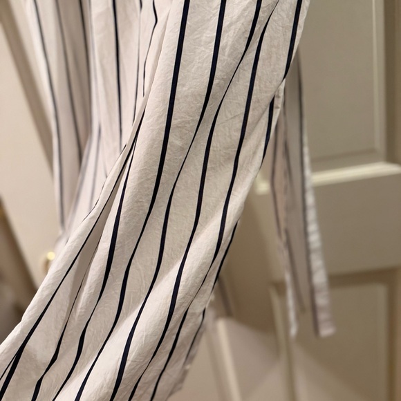 Joy JOIE
Sephira Striped Shirt Dress
NWT Striped Shirt Dress - Picture 8 of 11
